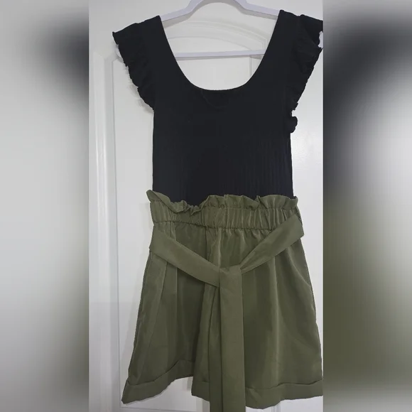 Black Top with Olive Green Short Set - Picture 2 of 7